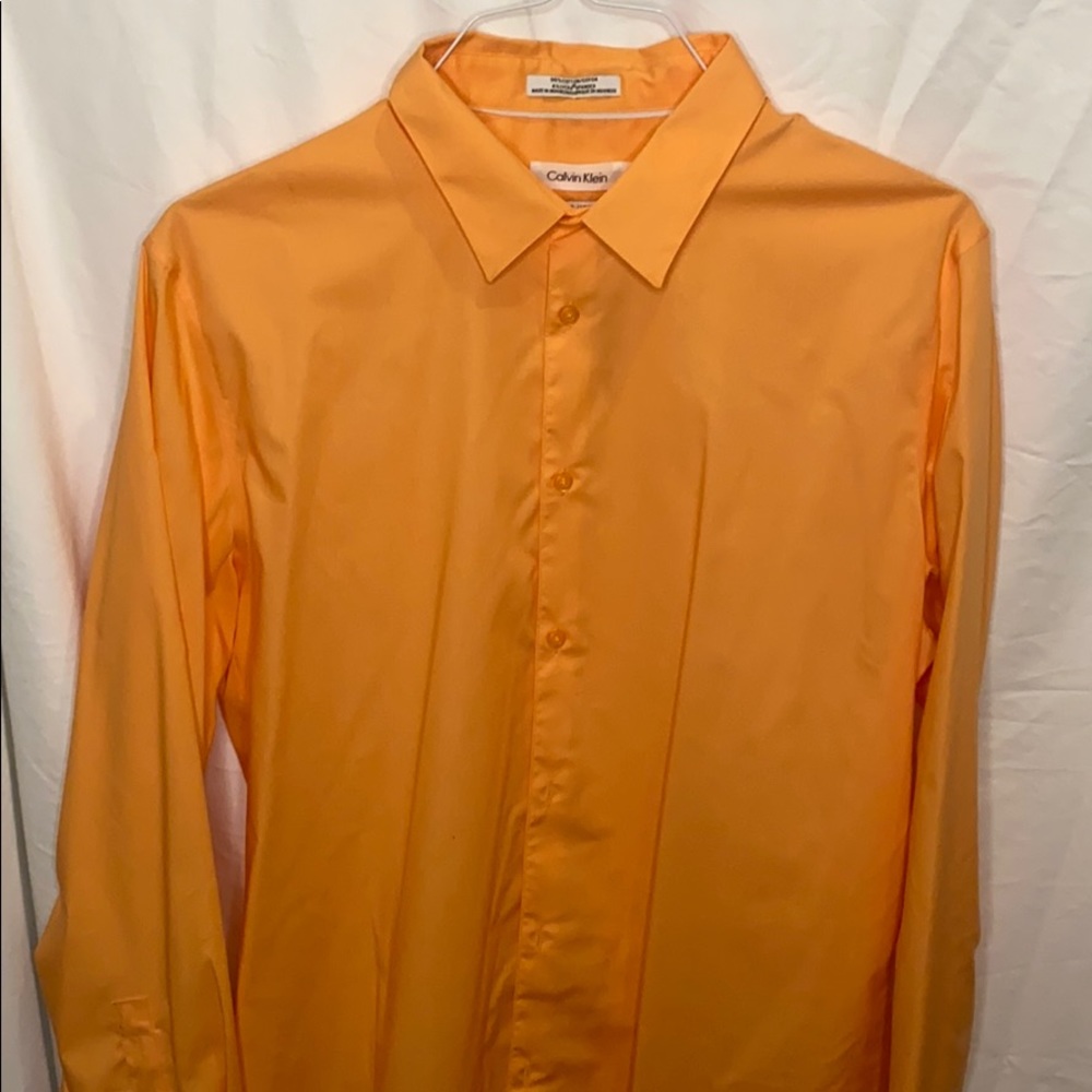 Calvin Klein men’s dress shirt